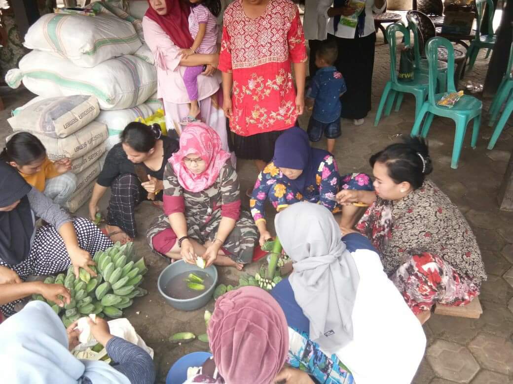 Dinas Perindag ESDM Pinrang Gelar Diversifikasi Pengolahan Pisang