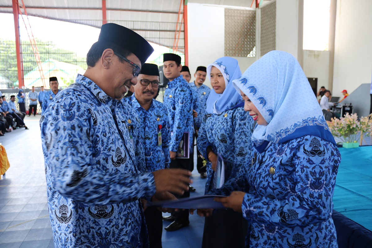 248 CPNSD Pinrang Terima SK Pengangkatan