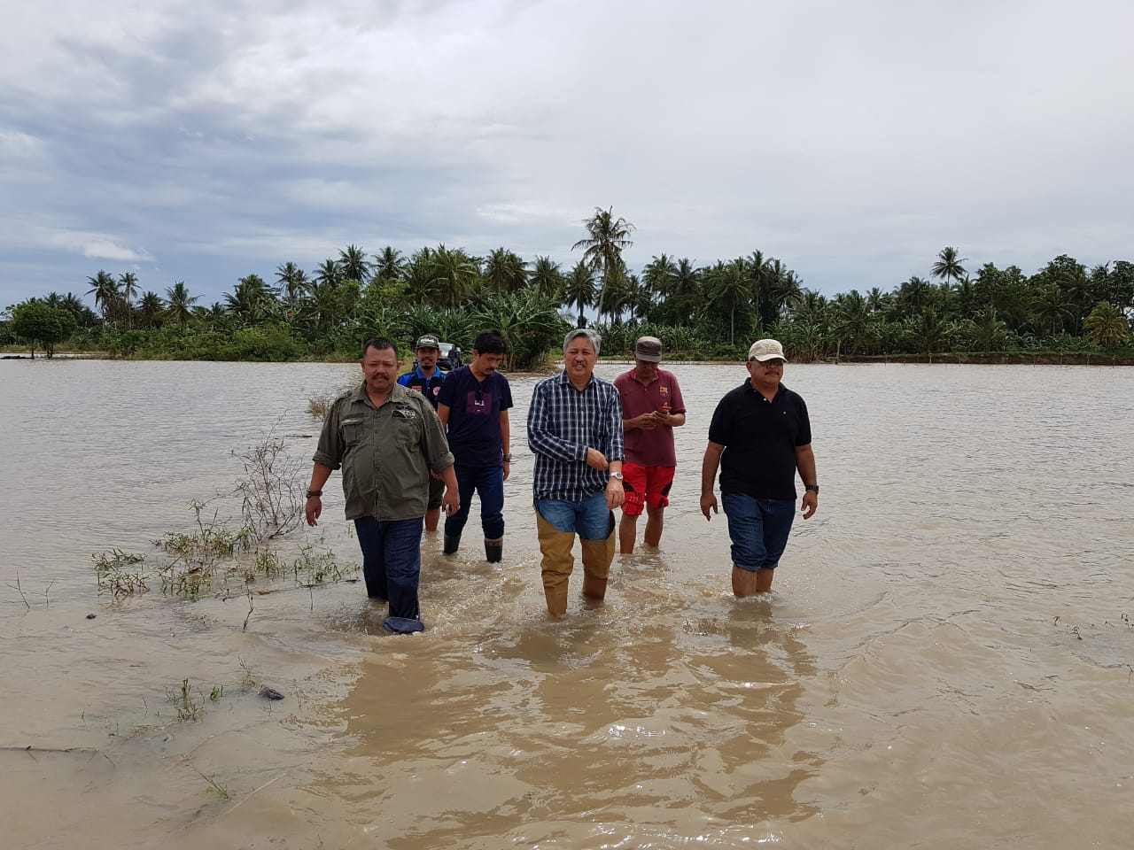 Bupati Pinrang Kunjungi Lokasi Terdampak Banjir