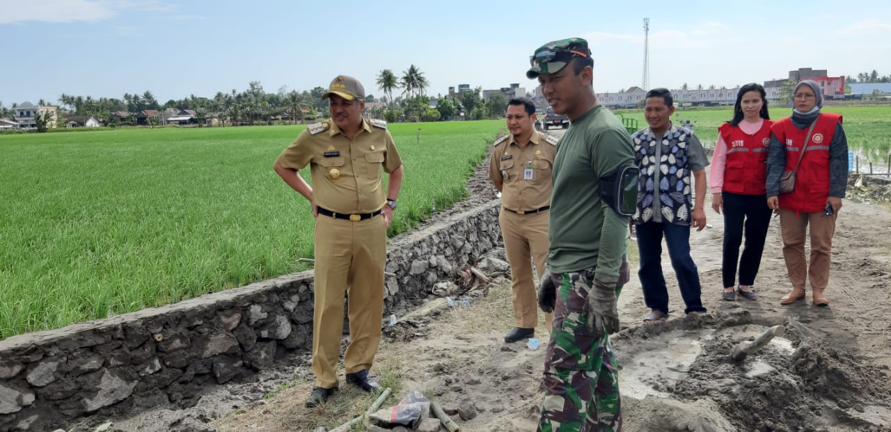 Bupati Pinrang Tinjau Lokasi Pelaksanaan TMMD