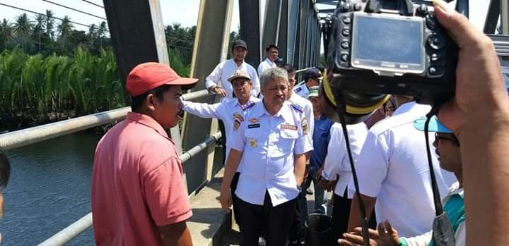 Bupati Pinrang Turunkan Tim Riset Periksa Sungai Yang diduga Tercemar Limbah