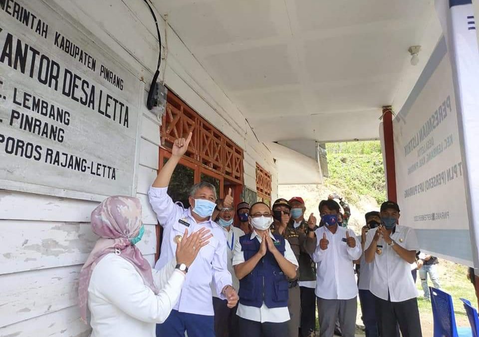 Bupati Pinrang Kembali Nyalakan Listrik Perdana Di Beberapa Dusun Kecamatan Lembang