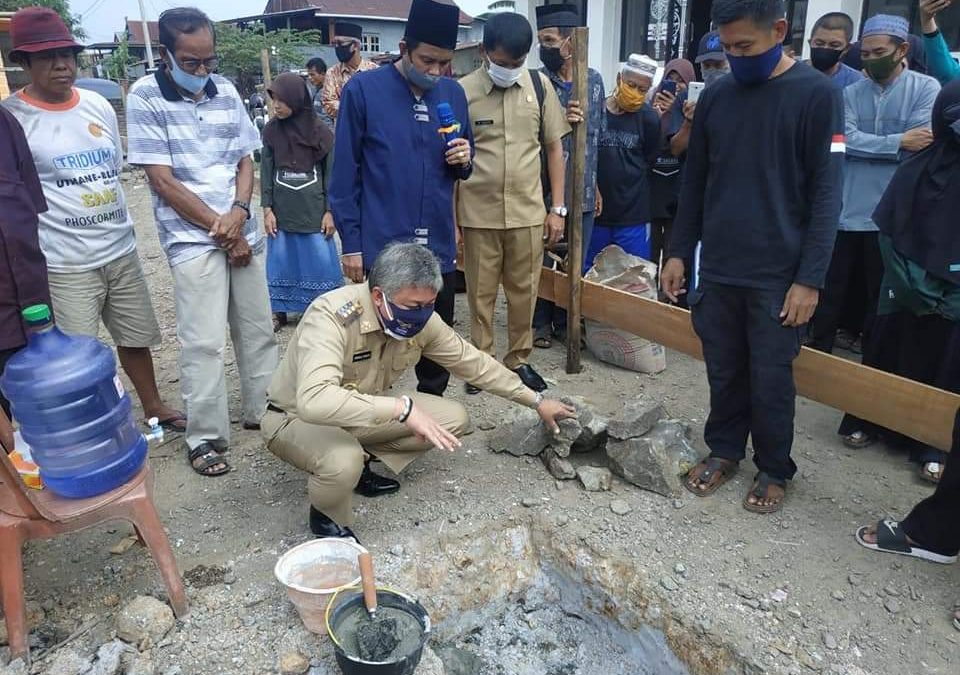 Bupati Lakukan Peletakan Batu Pertama Pembangunan Asrama RTTQ Az Zuhail