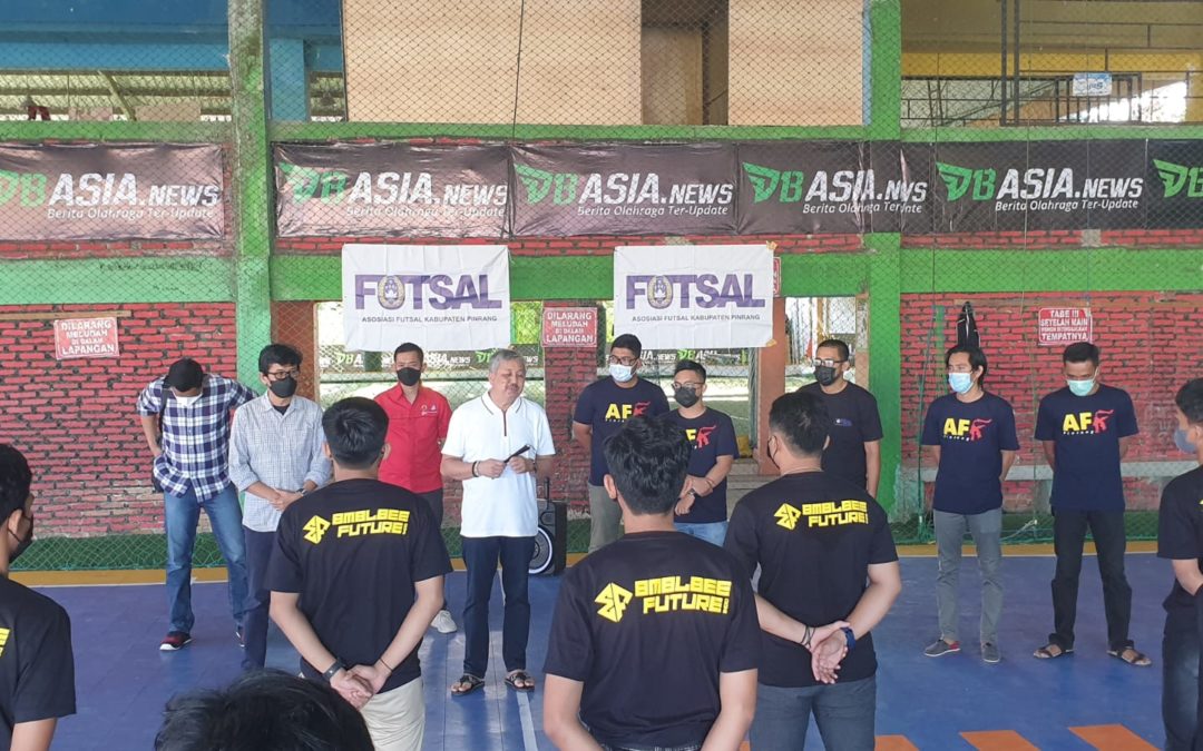Bupati Pinrang Lepas Kontingen Futsal Berlaga di Pra Porprov