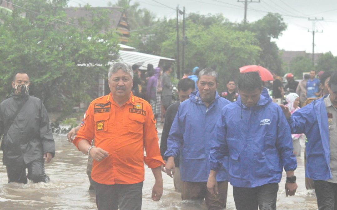 Bupati Pinrang Kunjungi Daerah Terdampak Cuaca Ekstrim