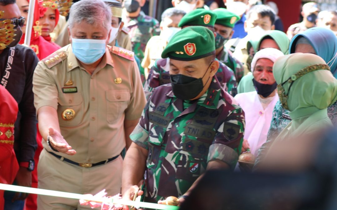 Kunker Ke Pinrang Pangdam XIV/Hasanuddin Harap Sinergitas Pemkab Hadapi Covid