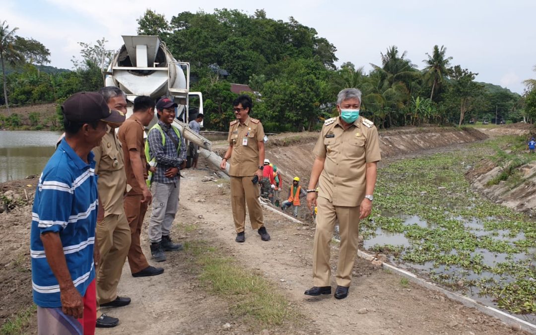 Bupati Pantau Pekerjaan Saluran Induk Pekkabata