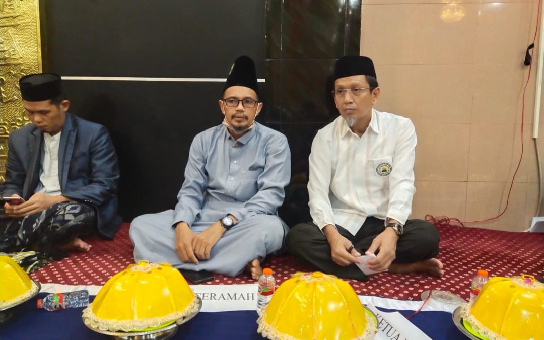 Ketua Umum DMI Pinrang Kukuhkan Ta’mir Masjid Tarbiyah Pacongang
