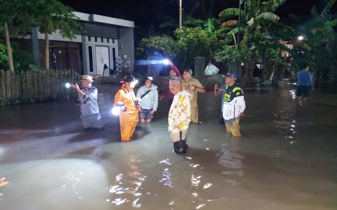 Bupati Kunjungi Desa Pananrang, Pantau Daerah Terdampak Banjir