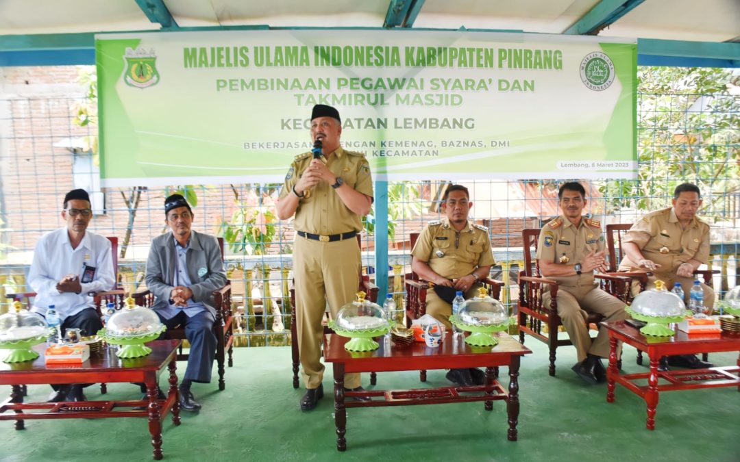 Bupati Pinrang Buka Kegiatan Pembinaan Pegawai Syara dan Panitia Pembangunan Masjid Se-Kecamatan Lembang