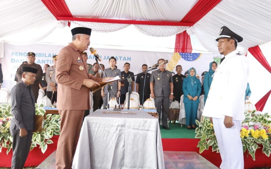 Bupati Lantik Kepala Desa Siwolong Polong Kecamatan Mattiro Sompe