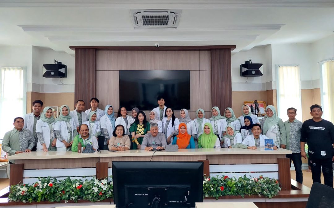 Bupati Pinrang Lepas 12 Dokter Internship Setelah Mengabdi 1 Tahun di Pinrang