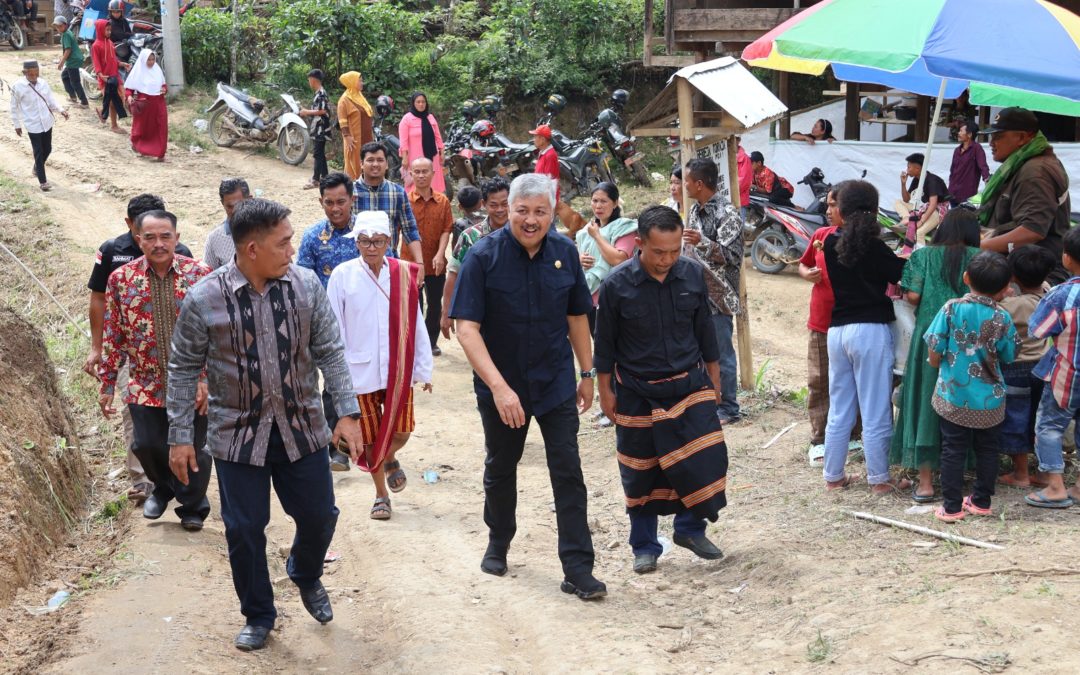 Bupati Pinrang Kunjungan Kerja Ke Beberapa Desa Di Kecamatan Lembang