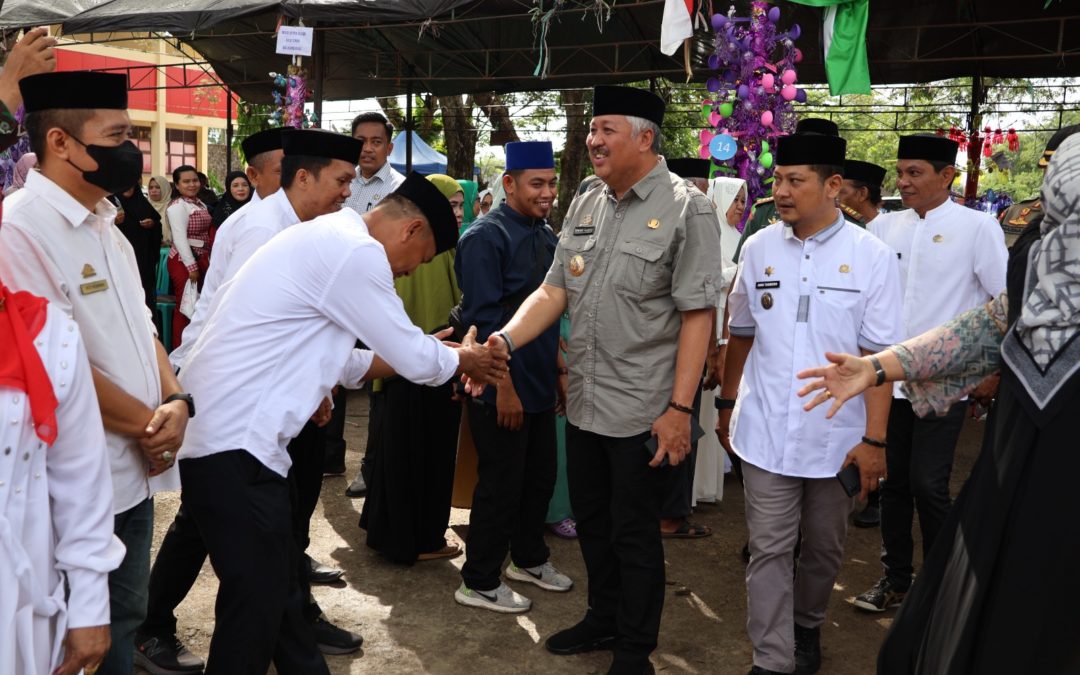 Bupati Pinrang Hadiri Peringatan Maulid Nabi Muhammad SAW Masyarakat Kecamatan Paleteang
