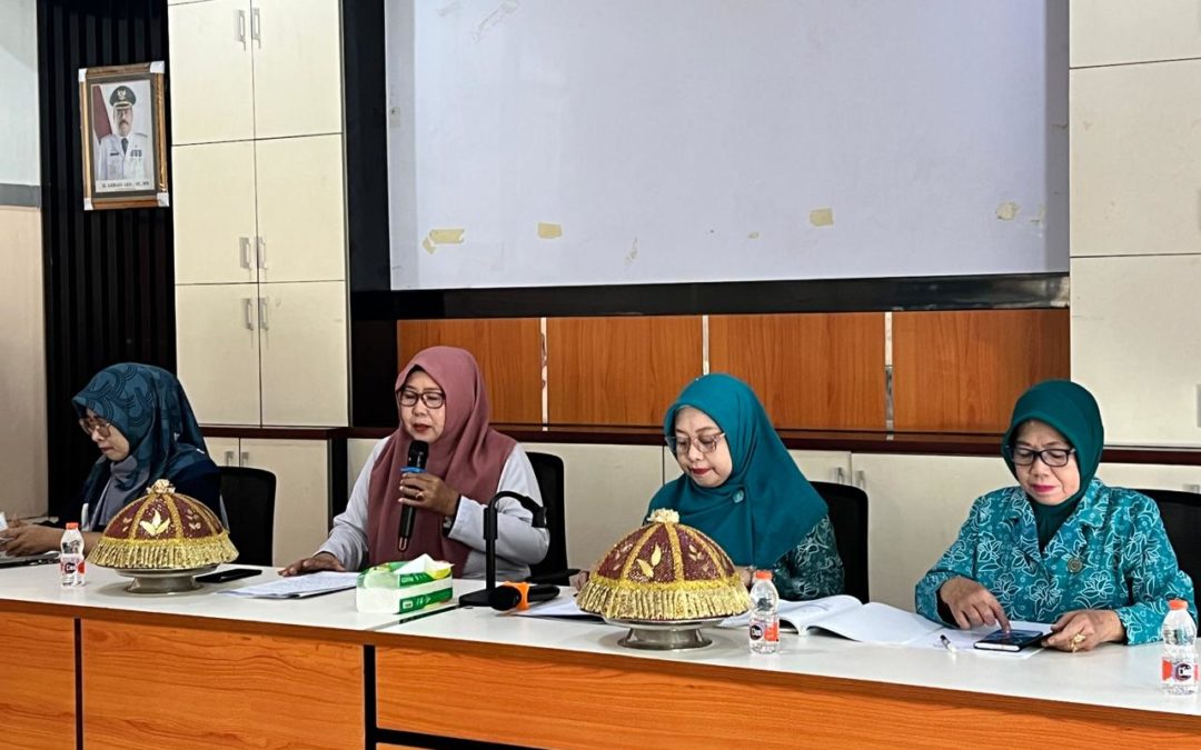 Pj.Ketua TP PKK Pimpin Rapat Evaluasi Program PKK Tingkat Desa