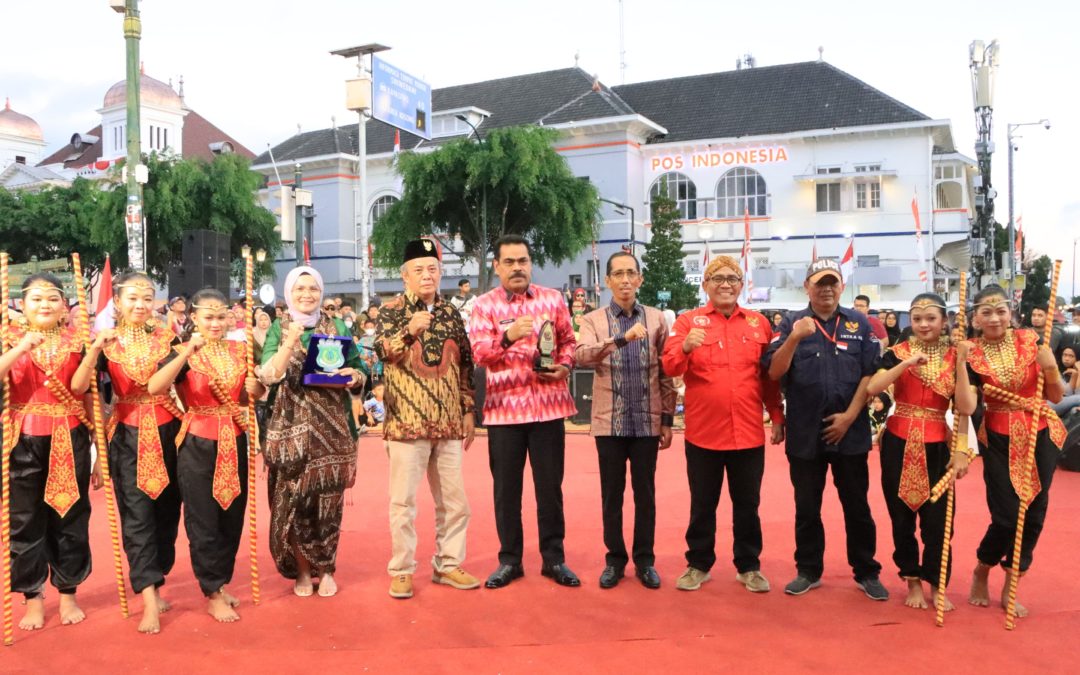 Pj.Bupati Pinrang Hadiri YIDCarnival Hadirkan Pertujukan Seni Budaya dari 5 Negara