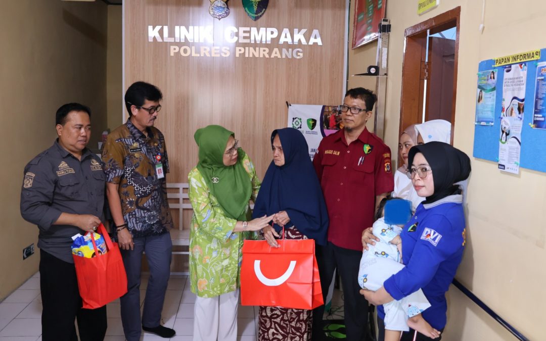 Sekda Pinrang Bersama Kadis P2KBP3A Dampingi Kadis P3ADALDUK-KB Sulsel Kunjungi Anak Korban Kekerasan