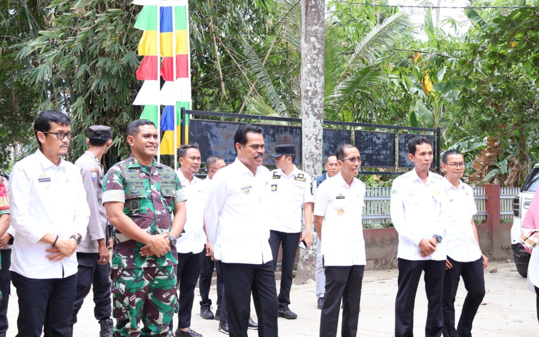 Pj. Bupati Pinrang Tinjau Fasilitas Pendidikan dan Kesehatan di Kecamatan Suppa