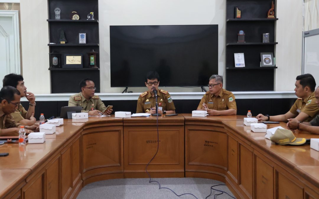 Sekda Pinrang Pimpin Rapat Persiapan Gerak Jalan Sehat Peringatan HUT Provinsi Sulsel ke-355