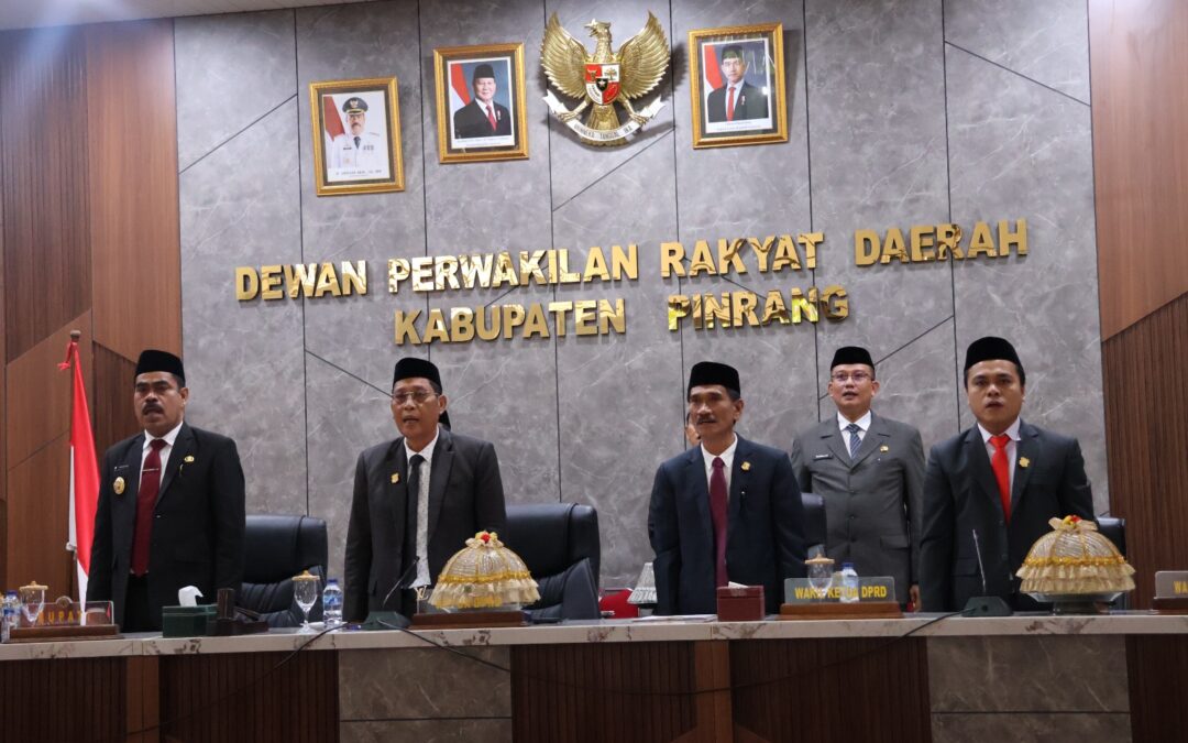 Pj. Bupati Pinrang Hadiri Rapat Paripurna DPRD Dalam Agenda Penetapan Pasangan Bupati dan Wakil Bupati Pinrang Terpilih Periode 2025-2030.